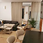 Lägenhet House Lenart